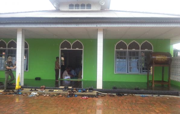 Masjid Al Furqon Desa Tiram Tukak Sadai Kabupaten Bangka Selatan pada acara Safari Jumat, 20 November 2015